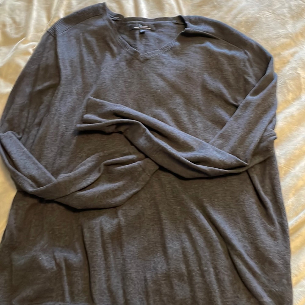 Men’s sweater